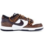 [Custom Female dragon carp]  Dunk Skateboarding Shoes Women's Low-top Brown/white/gold - Image 2
