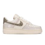 [Custom AFl fallen flowers]  Air Force 1 Skateboarding Shoes Women's - Image 2