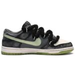 [Custom The male clown is in black, white and grey]  Dunk Skateboarding Shoes Men Low-top Black/White/Gray - Image 3