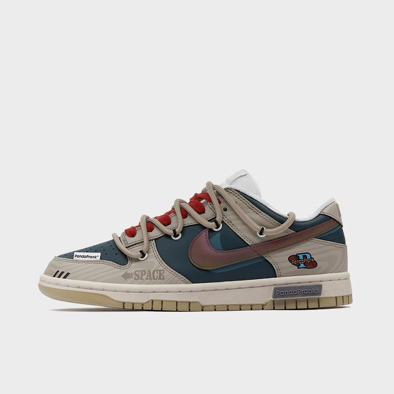1_7200e4d2-0245-4abb-90b0-2479ab327c8d.jpg Retro Universe - Men's Dunk Low Custom - Image 1