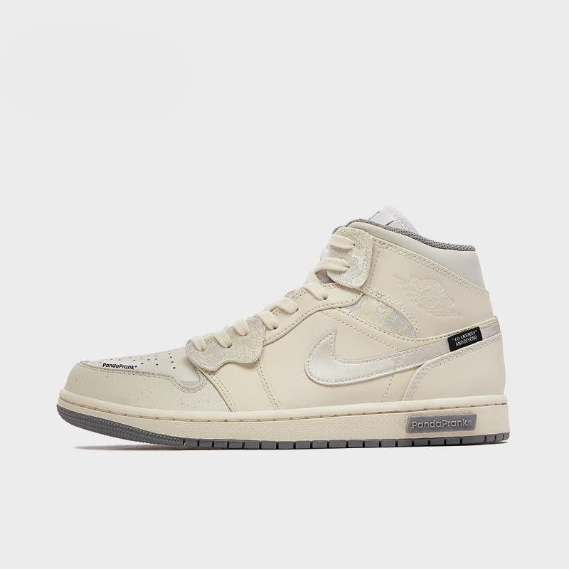 1_b6c462a6-d40e-46c0-afab-485ca1ccf56a.jpg Seeking Stars Dream - Men's Jordan 1 Mid Custom - Image 1