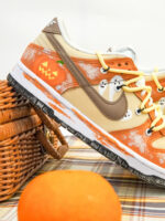[Custom Sleepless Nights] Dunk Skateboarding Shoes Unisex Low-top Orange - Image 9
