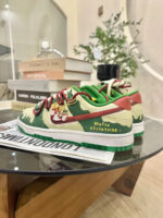 [Custom Christmas Dream Tour] Dunk Skateboarding Shoes Unisex Low-top - Image 7