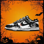 [Custom Men's low-top ghostface graffiti sneakers]  Dunk Skateboarding Shoes Men