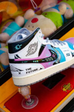 [Custom Cyber Cotton Candy] Jordan Air Jordan 1 Mid Unisex Skateboarding Shoes - Image 17