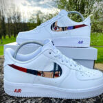 [Custom Itachi  Naruto Shippuden] Air Force 1 Skateboarding Shoes Unisex