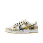 [Custom Smiley Face Graffiti] Dunk Skateboarding Shoes Unisex Distressed Style Yellow - Image 2