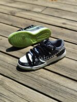 [Custom The male clown is in black, white and grey]  Dunk Skateboarding Shoes Men Low-top Black/White/Gray - Image 7