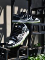[Custom The male clown is in black, white and grey]  Dunk Skateboarding Shoes Men Low-top Black/White/Gray - Image 9