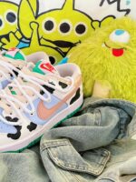 [Custom Toy Story Woody Coloration]  Dunk Skateboarding Shoes Unisex - Image 9