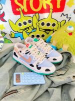 [Custom Toy Story Woody Coloration]  Dunk Skateboarding Shoes Unisex - Image 12